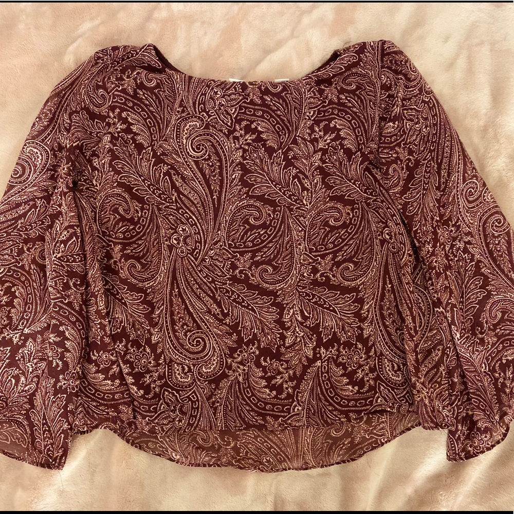 New York & company burgundy top